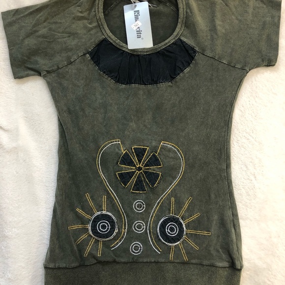 Dark grey denim blue front applications Women’s denim stretchy top short sleeve. - Picture 4 of 9